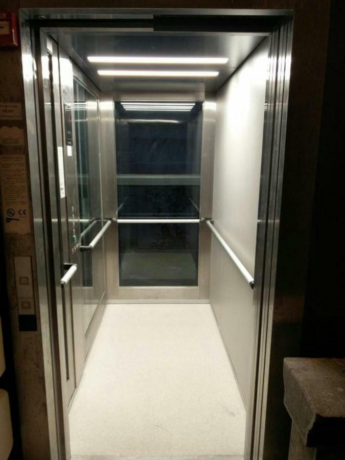 Heart Of The City, Entire Very Big Apartment بودابست المظهر الخارجي الصورة